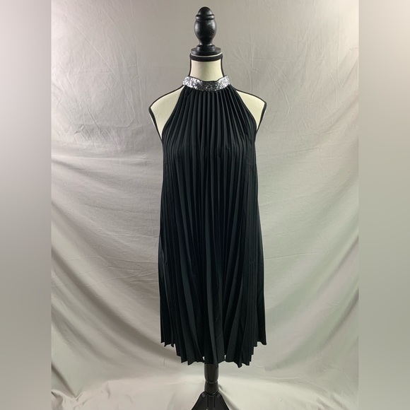 Black Sequin Pleated Detail Halter Neck Dress - Picture 7 of 9